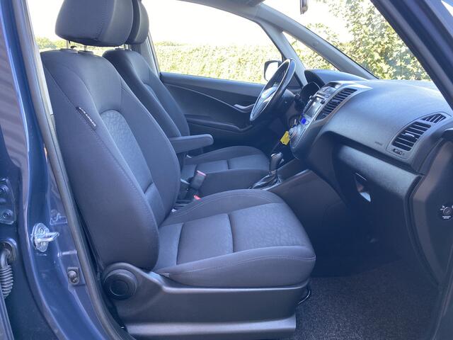 Hyundai IX20 1.6i Premium Automaat [ fm navi,camera,ecc,lmv,cruise ]