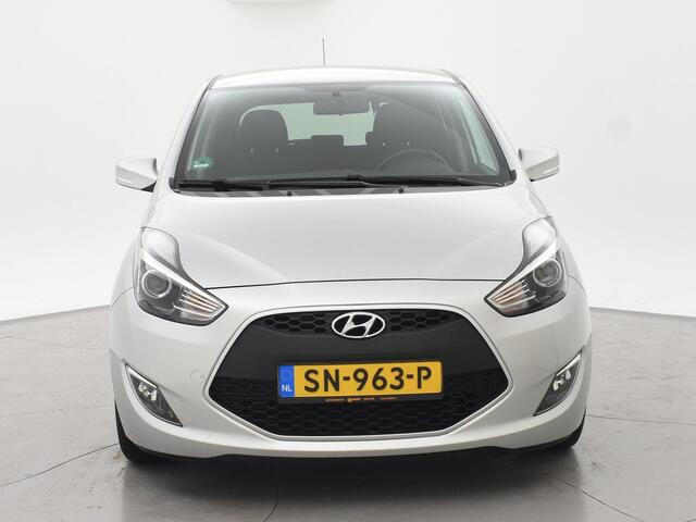 Hyundai IX20 1.6i 125 PK AUTOMAAT + TREKHAAK | CAMERA | NAVIGATIE | CLIMATE | CRUISE CONTROL