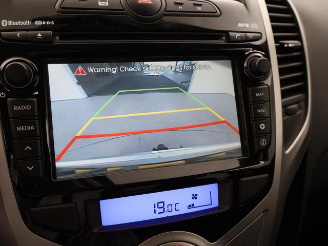 Hyundai IX20 1.6i 125 PK AUTOMAAT + TREKHAAK | CAMERA | NAVIGATIE | CLIMATE | CRUISE CONTROL