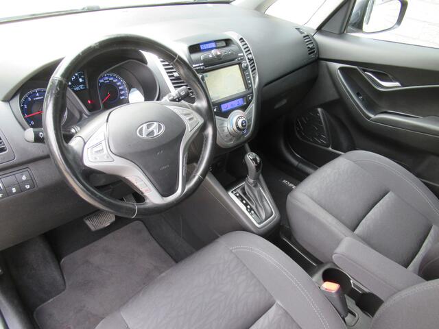 Hyundai IX20 1.6i Automaat 2e eigen | navi | camera | stoel + stuur verw | cruise