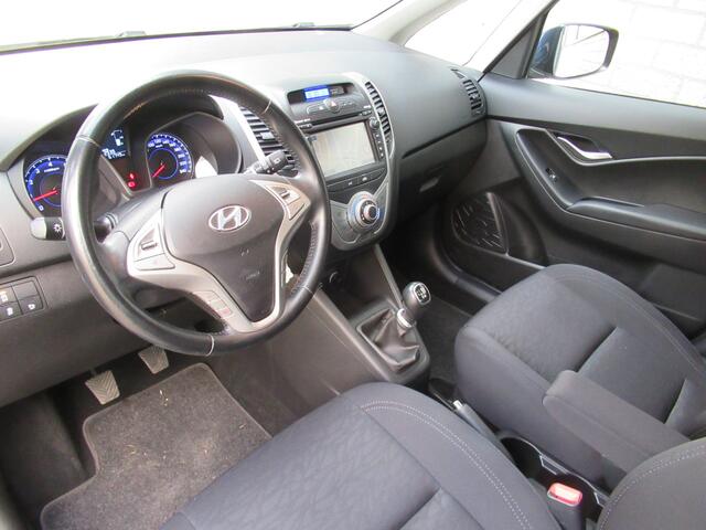 Hyundai IX20 1.4i Go! 2e eigen | dealer onderh | navi | tr.haak | camera