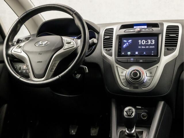 Hyundai IX20 1.4i Go! (APPLE CARPLAY, AIRCO, CAMERA, SPORTSTOELEN, PARKEERSENSOREN, TREKHAAK, GETINT GLAS, LM VELGEN, NIEUWSTAAT)