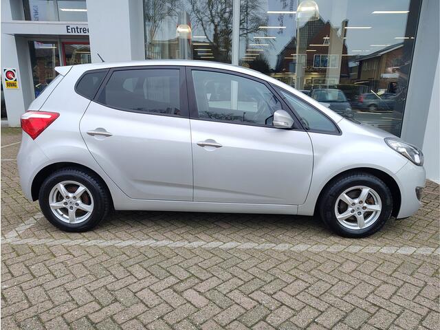 Hyundai IX20 1.6i GO! AUTOMAAT Stoel + Stuurverwarming | Clima | Navi