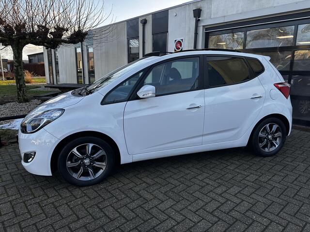 Hyundai IX20 1.4i Go! | Luxe & Comfort | Schuifdak ? | Navi ? | Camera ? | Verwarming ? | Hoge zit !