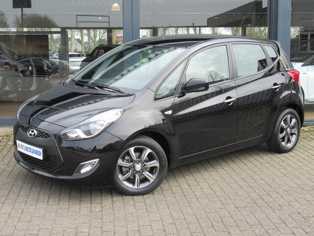 Hyundai IX20 1.6i Automaat 2e eigen | dealer onderh | stoel + stuur verw | navi | camera