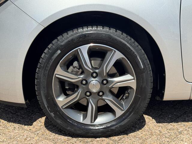 Hyundai IX20 1.4i Go! *STOELVERWARMING/TREKHAAK*