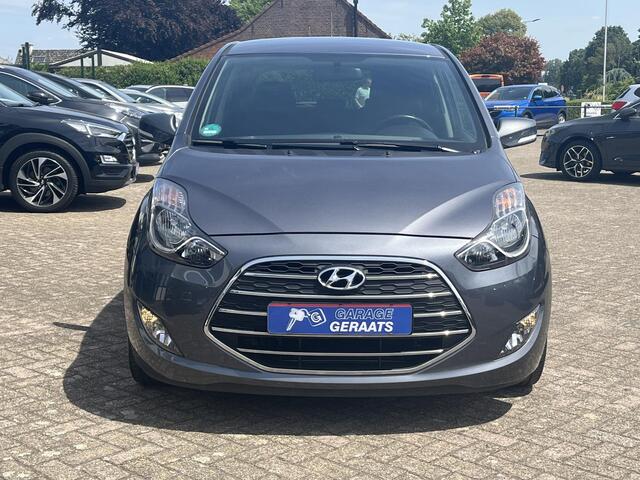 Hyundai IX20 1.6i Premium l Automaat, Stoel/stuur-verwarming, Camera, Cruise control, Multi-functioneel stuurwiel, Parkeersensoren achter, Lichtmetalen velgen,