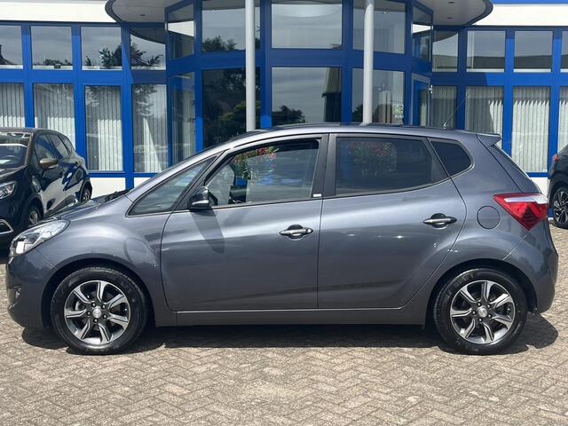 Hyundai IX20 1.6i Premium l Automaat, Stoel/stuur-verwarming, Camera, Cruise control, Multi-functioneel stuurwiel, Parkeersensoren achter, Lichtmetalen velgen,