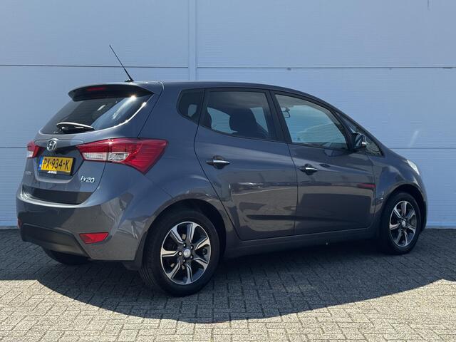 Hyundai IX20 1.4i Go! / Navigatie / Achteruitrijcamera / Bluetooth telefoonvoorbereiding / parkeersensoren achter/