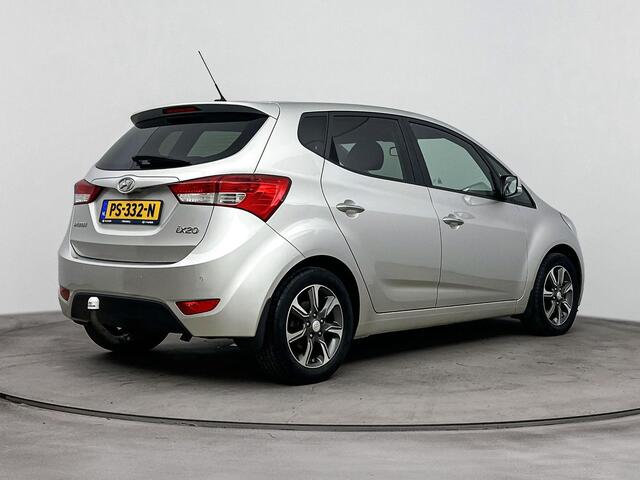 Hyundai IX20 1.4i Go! | Trekhaak | Achteruitrij camera | Navigatie | Elektrische ramen | Achteropkomend verkeer waarschuwing |