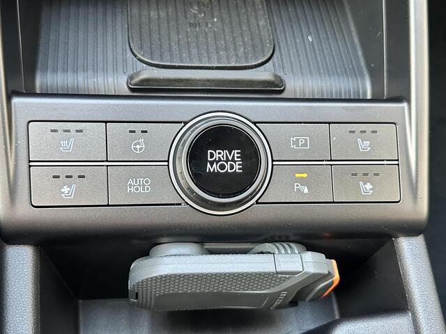 Hyundai Kona 1.6 GDI HEV Premium / ¤2500,- Voordeel / Rijklaarprijs / Direct Leverbaar /