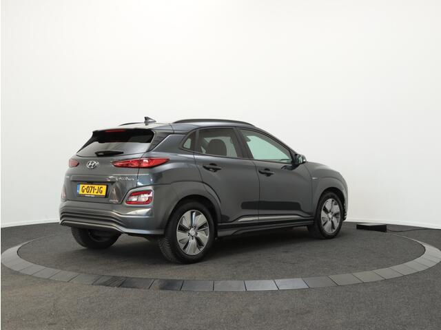Hyundai Kona EV Premium 64 kWh | Panoramadak | Leer | Navigatie | Camera | Ca