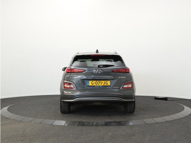 Hyundai Kona EV Premium 64 kWh | Panoramadak | Leer | Navigatie | Camera | Ca
