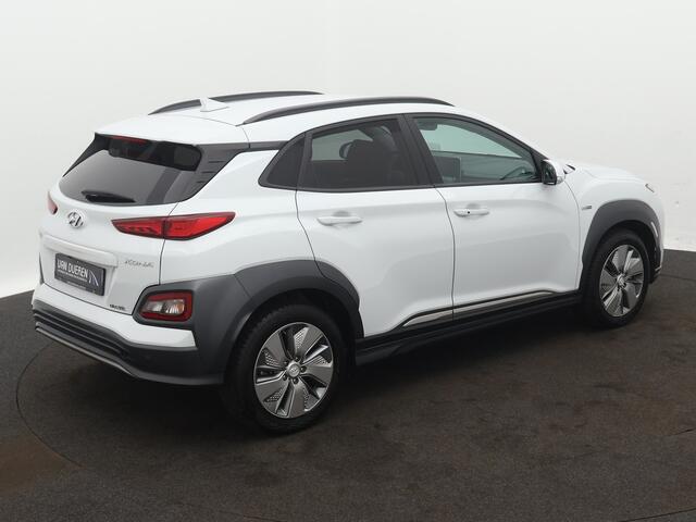 Hyundai Kona EV Premium 64 kWh