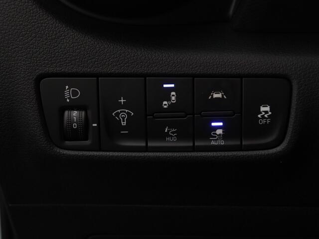 Hyundai Kona EV Premium 64 kWh