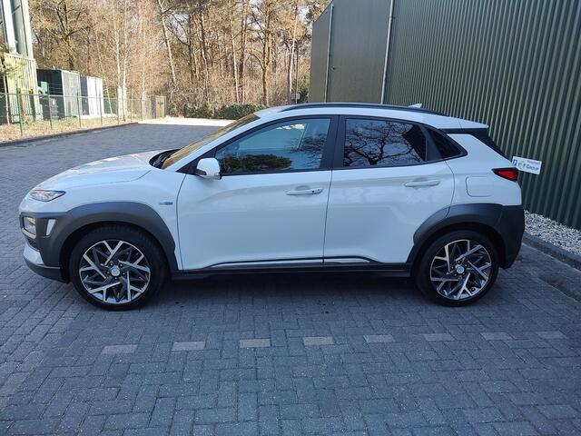 Hyundai Kona 1.6 GDI HEV Premium Navigatie Leder Carplay Trekhaak Full Options