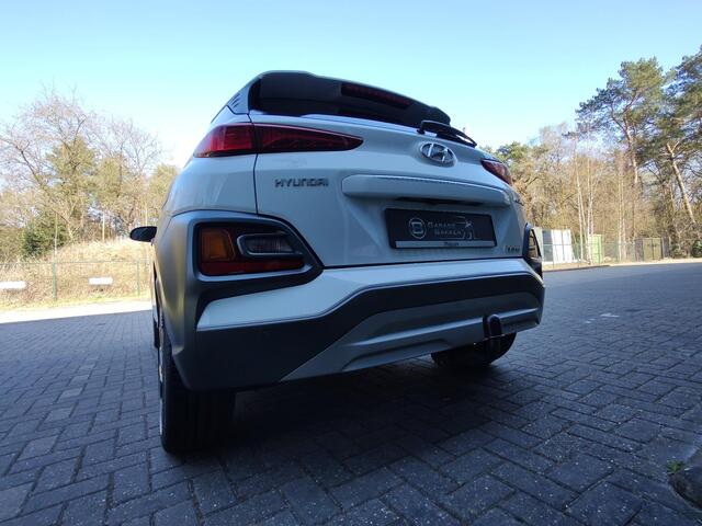 Hyundai Kona 1.6 GDI HEV Premium Navigatie Leder Carplay Trekhaak Full Options