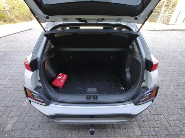 Hyundai Kona 1.6 GDI HEV Premium Navigatie Leder Carplay Trekhaak Full Options