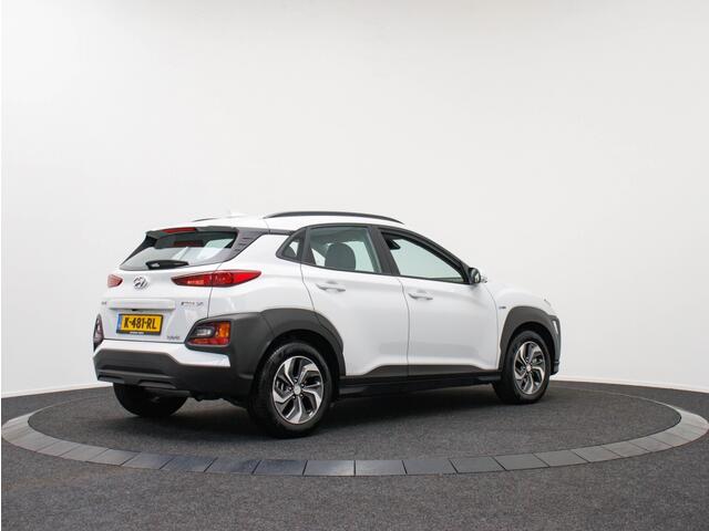 Hyundai Kona 1.6 GDI HEV Comfort | Navigatie via App | Camera