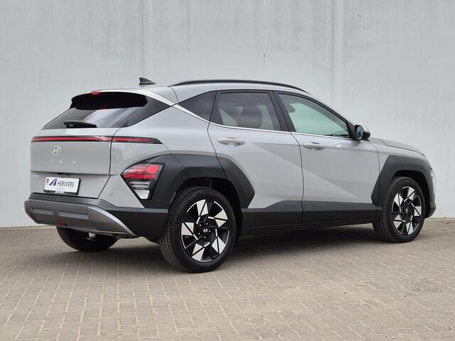 Hyundai Kona 1.6 GDI HEV Premium Sky Automaat / Glazen schuif- en kanteldak / Apple Carplay Android Auto / Stuur-, en Stoelverwarming / Stoelventilatie voor / Bose Premium Audio / Adaptief cruise control / Elektrische achterklep /