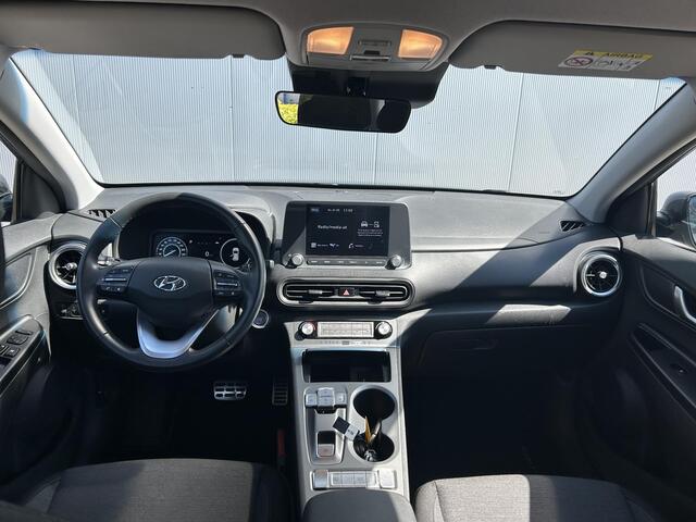 Hyundai Kona EV Comfort 39 kWh / Airco Automatisch / Apple&Android Carplay / Cruise Control Adaptief / Volledig Dealer Onderhouden / Camera /