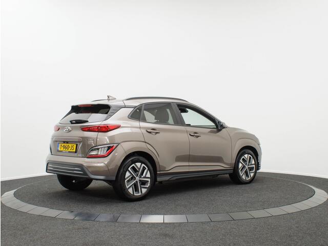 Hyundai Kona EV Fashion 64 kWh | Private lease 569 p.m.