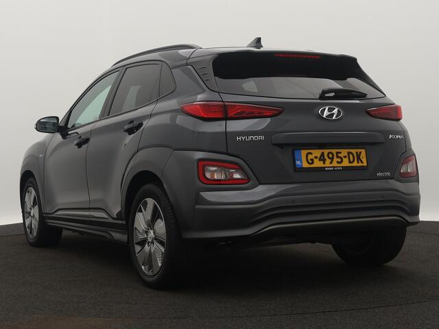 Hyundai Kona EV Premium 64 kWh 100% EV. / Schuifdak / Navigatie / Pdc+Camera / Xenon / Leder / stoelverwarming / Cruise-ctr. / Carplay / Apk sep-2025