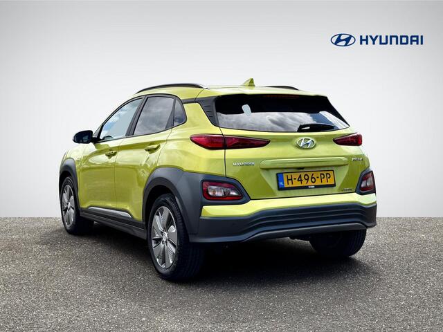 Hyundai Kona EV Premium 64 kWh 3-Fase Lader | Navigatie | Stoelventilatie + -verwarming | Head-Up Display | Leder | Adapt. Cruise Control | Rijklaarprijs!