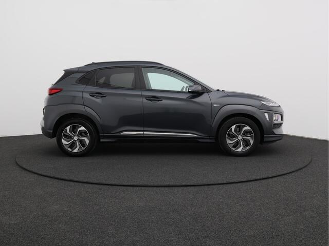 Hyundai Kona 1.6 GDI HEV Fashion/ lage km/ trekhaak!