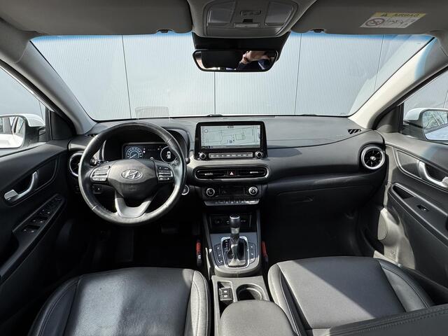 Hyundai Kona 1.6 GDI HEV Premium / Stoelverkoeling & Verwarming Voorzijde / Navigatie / Cruise Control Adaptief / Climate Control / Head Up Display /