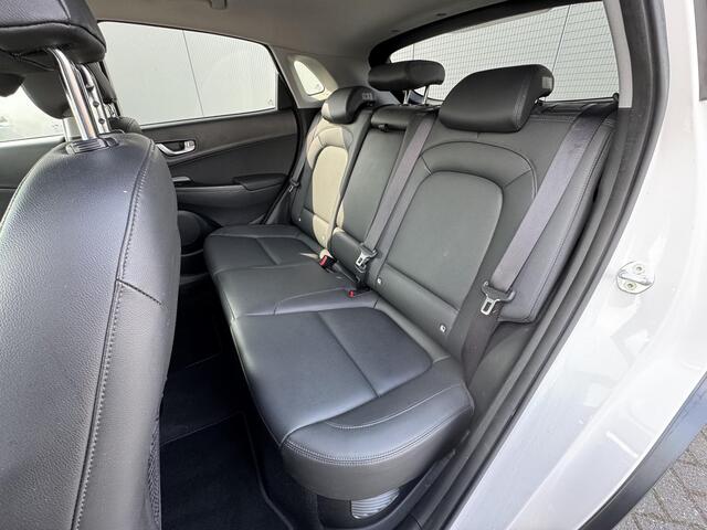 Hyundai Kona 1.6 GDI HEV Premium / Stoelverkoeling & Verwarming Voorzijde / Navigatie / Cruise Control Adaptief / Climate Control / Head Up Display /