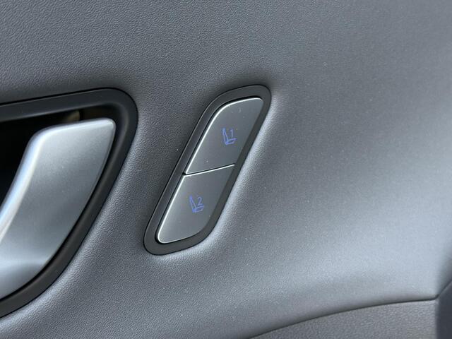 Hyundai Kona 1.6 GDI HEV Premium / Elektrische Stoelen met geheugen / Stoel Verkoeling + Verwarming / Airco Climate Control / Adaptive Cruise Control / 1300KG Trekgewicht /