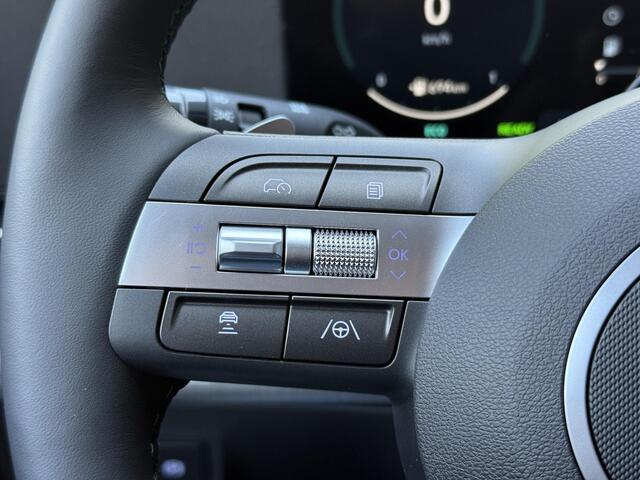 Hyundai Kona 1.6 GDI HEV Premium / Elektrische Stoelen met geheugen / Stoel Verkoeling + Verwarming / Airco Climate Control / Adaptive Cruise Control / 1300KG Trekgewicht /