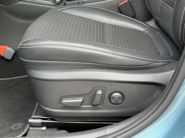 Hyundai Kona 1.6 GDI HEV Premium / Elektrische Stoelen / Blindspot / Head-Up Display / Stoel Verwarming+Verkoeling / Achteruitrijcamera /