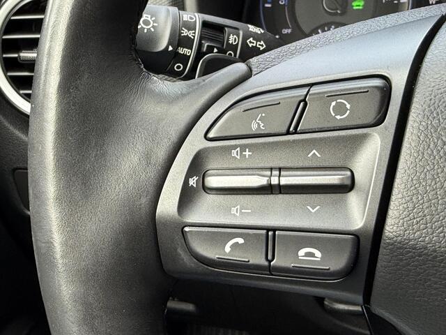 Hyundai Kona 1.6 GDI HEV Premium / Elektrische Stoelen / Blindspot / Head-Up Display / Stoel Verwarming+Verkoeling / Achteruitrijcamera /