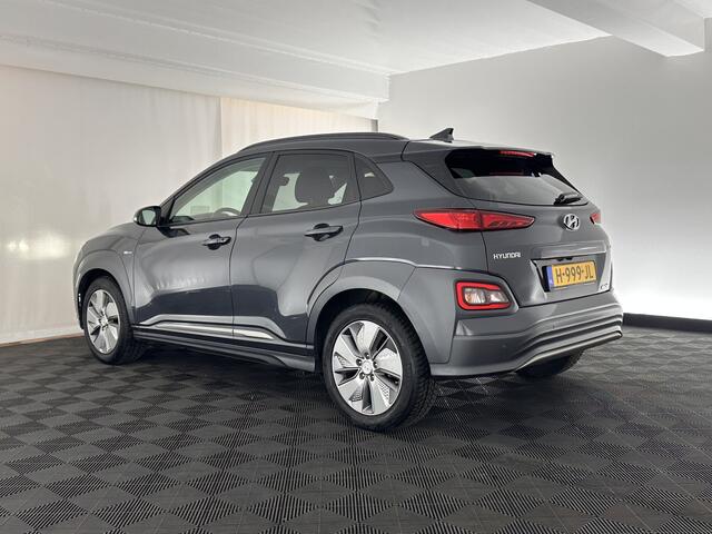 Hyundai Kona EV Fashion 64 kWh [ 3-Fase ] (INCL.BTW) *ADAPTIVE-CRUISE | NAVI-FULLMAP | KEYLESS | CAMERA | KRELL-AUDIO | COMFORT-SEATS | COMFORT-SEATS | PDC | 17''ALU*