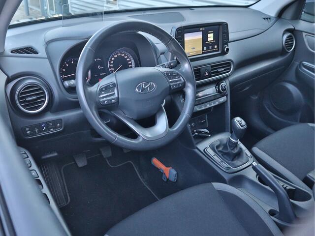 Hyundai Kona 1.0 T-GDI Fashion | Navigatie | Head-Up Display | Cr. Control | Camera | Keyless | Trekhaak
