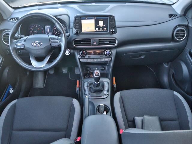 Hyundai Kona 1.0 T-GDI Fashion | Navigatie | Head-Up Display | Cr. Control | Camera | Keyless | Trekhaak