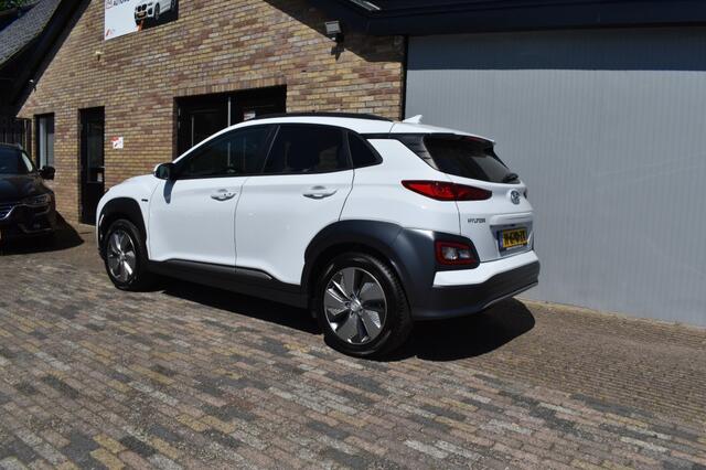 Hyundai Kona EV PREMIUM 64 KWH, HUD, Navi, Camera