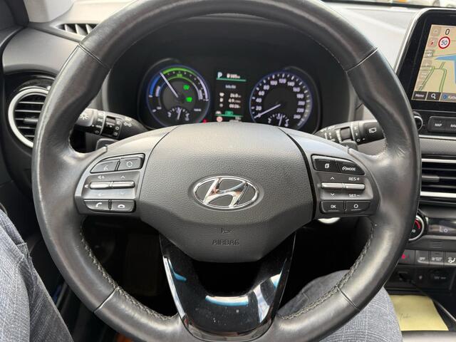 Hyundai Kona 1.6 GDI HEV Premium 104pk Trekhaak | Achteruitrijcamera | Head Up Display | Volledig Leder | Dodehoeksensoren