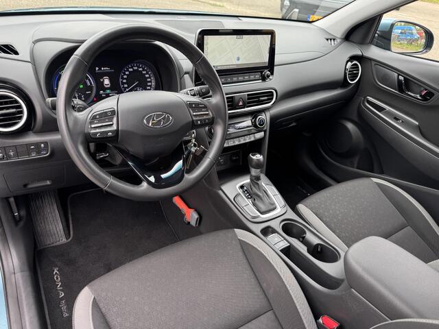 Hyundai Kona 1.6 GDI HEV Comfort | Navigatie | Camera | Apple Carplay/Android Auto | Adapt. Cruise Control | DAB | Premium Audio | Rijklaarprijs!