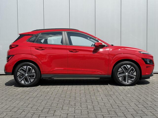 Hyundai Kona EV Comfort 39 kWh / 305KM WLTP / Apple Carplay & Android Auto / Achteruitrijcamera / Climate Control / Cruise Control /