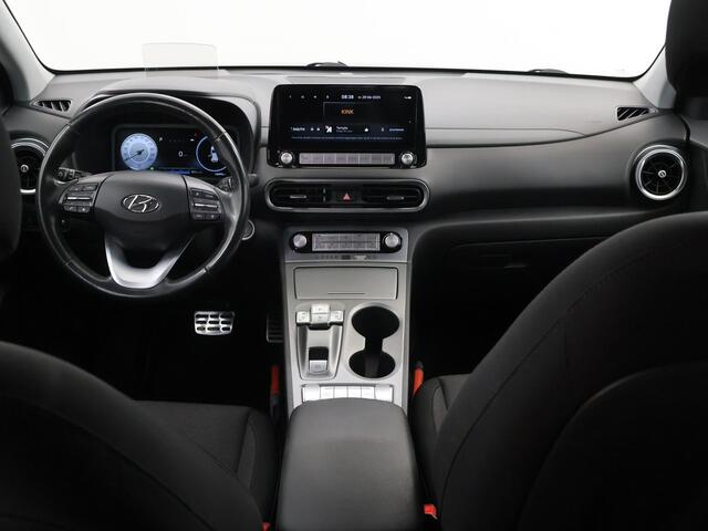 Hyundai Kona EV Fashion 64 kWh | Navigatiesysteem | Parkeercamera | Head Up Display | Cruise control Adaptief