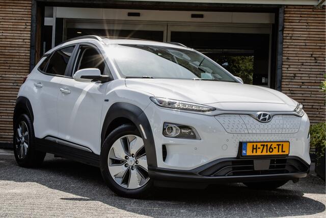 Hyundai Kona EV Premium 64 kWh 204pk 3-Fase/ Elek. schuifdak/ Camera/ Lederen int./ Stuur+stoelverwarming/ Krell audio