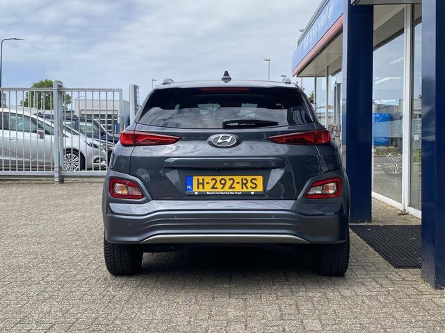 Hyundai Kona EV Premium 64 kWh