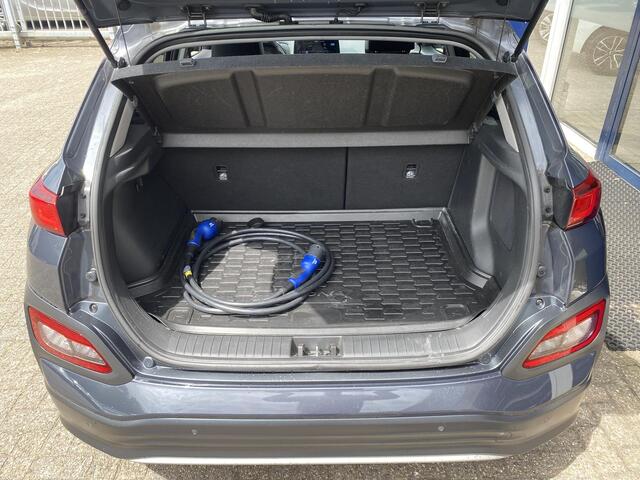 Hyundai Kona EV Premium 64 kWh
