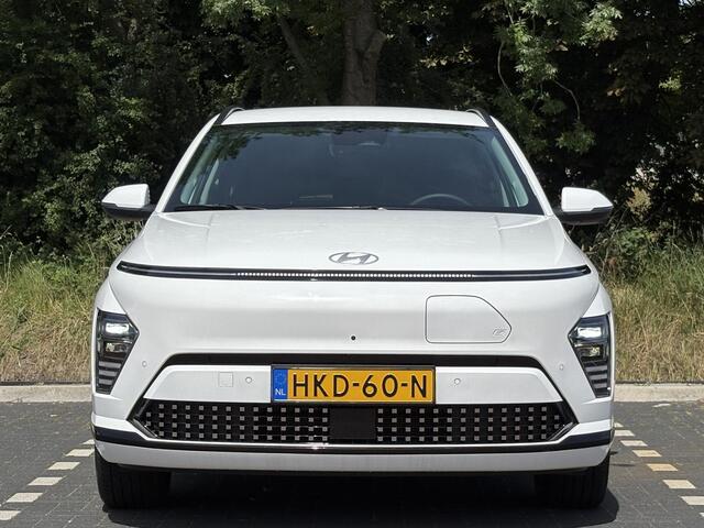 Hyundai Kona Electric Premium 65.4 kWh | Lederen bekleding incl ventilatie & verwarming | Apple Carplay & Android Auto | 360 Camera| Dodehoek detectie | | 17'' Lmv |
