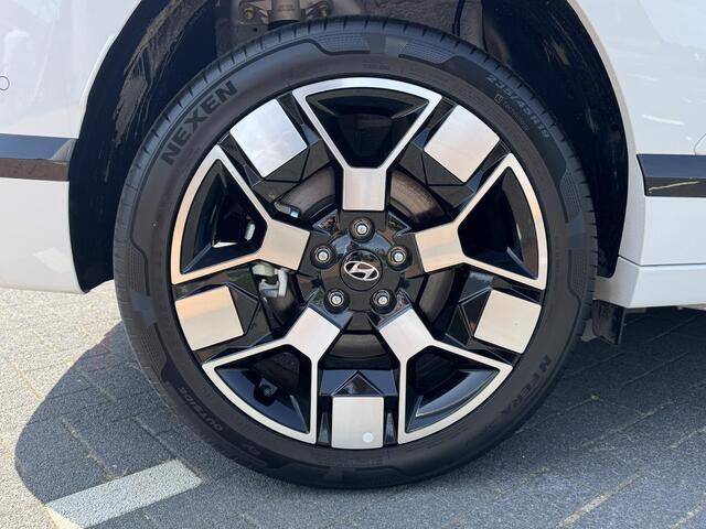 Hyundai Kona Electric Premium 65.4 kWh | Lederen bekleding incl ventilatie & verwarming | Navi & Apple Carplay & Android Auto | 360 Camera| Dodehoek detectie | | 17'' Lmv |