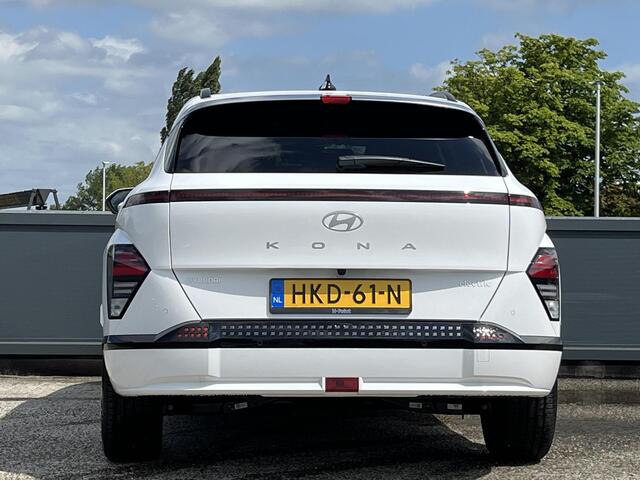 Hyundai Kona Electric Premium 65.4 kWh | Lederen bekleding incl ventilatie & verwarming | Apple Carplay & Android Auto | 360 Camera| Dodehoek detectie | | 17'' Lmv |