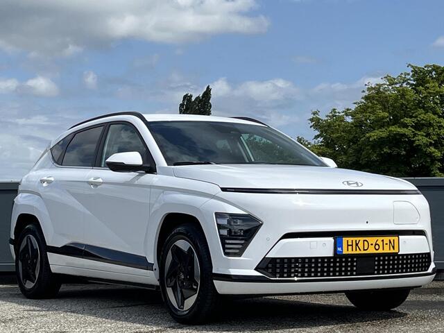 Hyundai Kona Electric Premium 65.4 kWh | Lederen bekleding incl ventilatie & verwarming | Apple Carplay & Android Auto | 360 Camera| Dodehoek detectie | | 17'' Lmv |